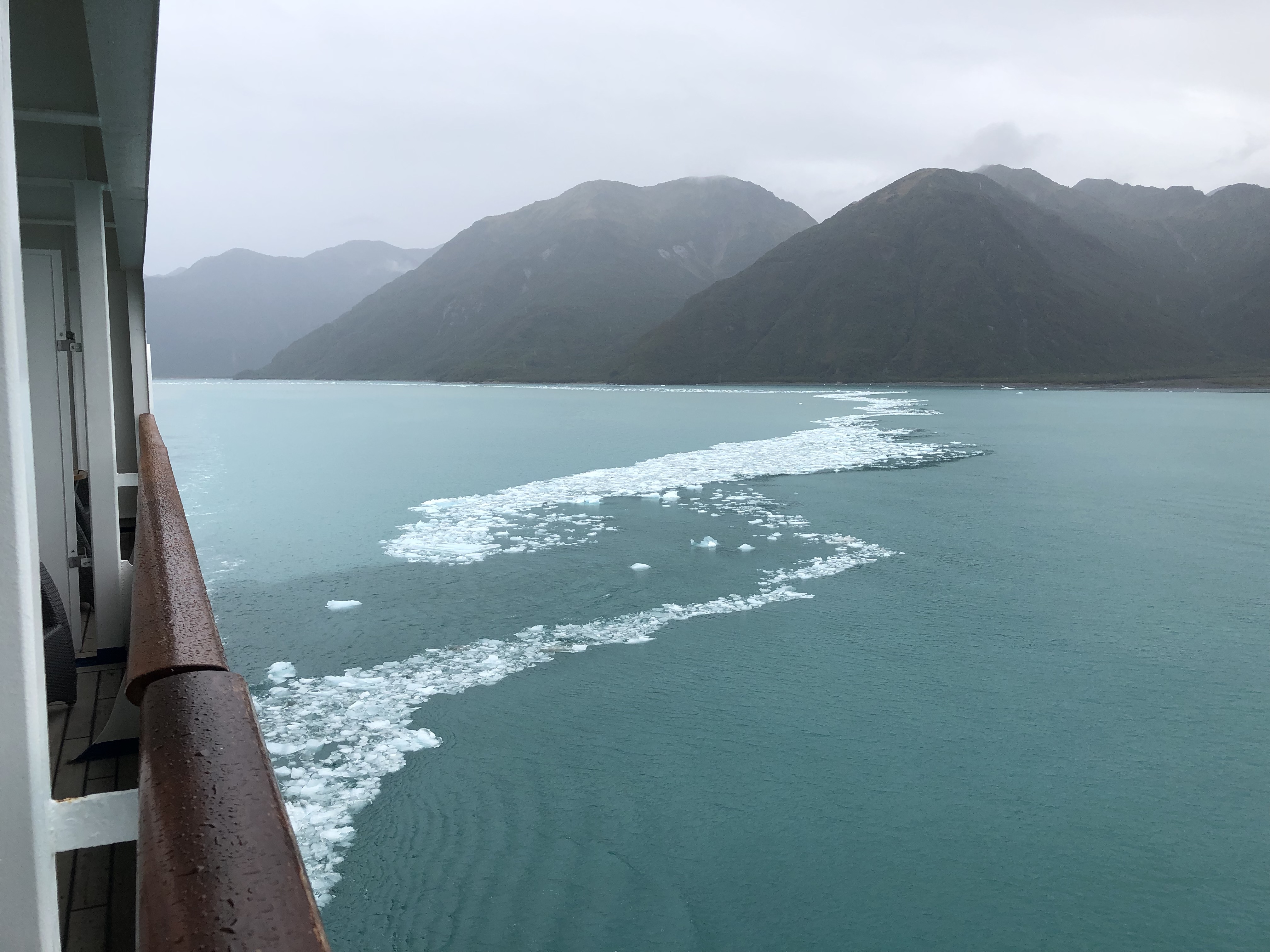 alaska RSSC glaciers UnitedAirlines Airaway Seward Hubbardglacier cruising adventuresatsea LSBerthelsen Linda Berthelsen blog blogger mystic HÃ¤lingTemplar VoyageTemplarGuardian Nightreads nightstandreads bedsidereads goodreads visionaryfiction fantasy historicfiction nofear nolimits